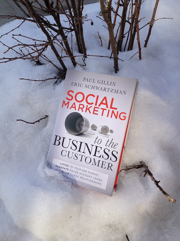 Social Marketing to the Business Customer Hardcover